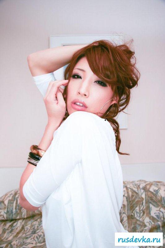 Японка после вечеринки (8 фото)